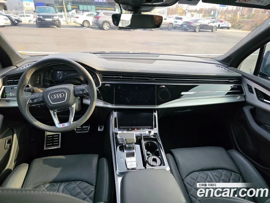 Audi Q7 2023 из KR, фото 8