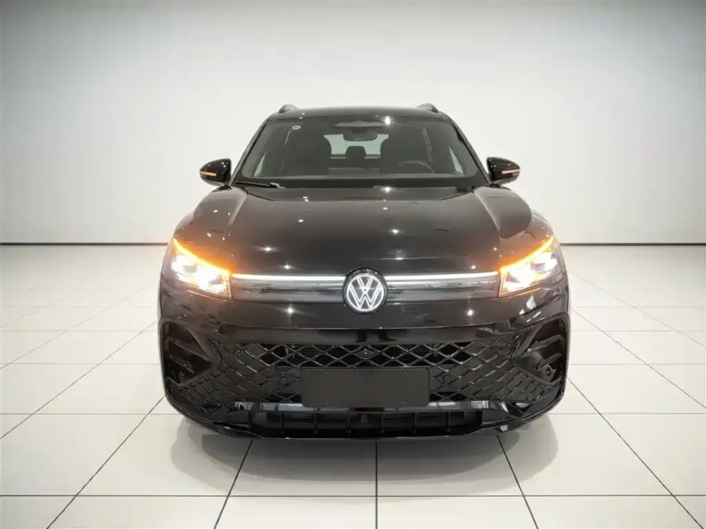 Volkswagen Tiguan L 2024 из CN, фото 7