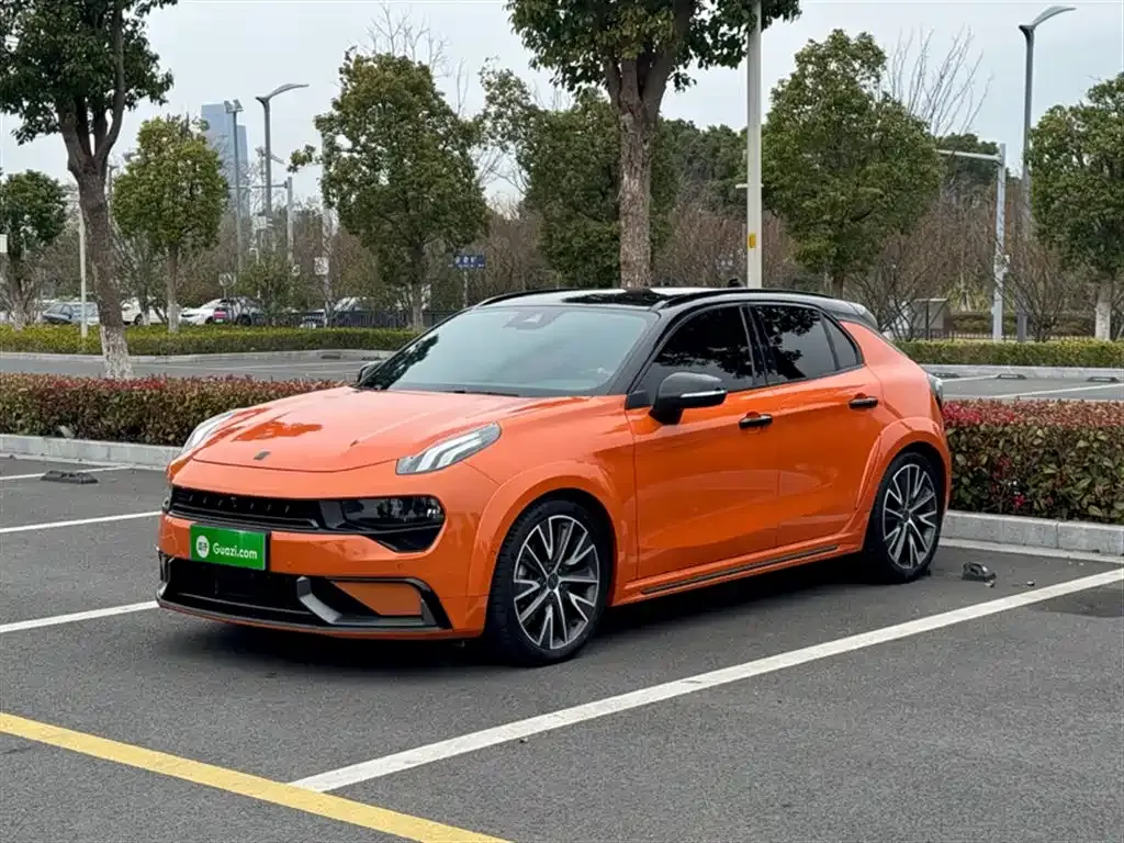 Lynk & Co 02 Hatchback