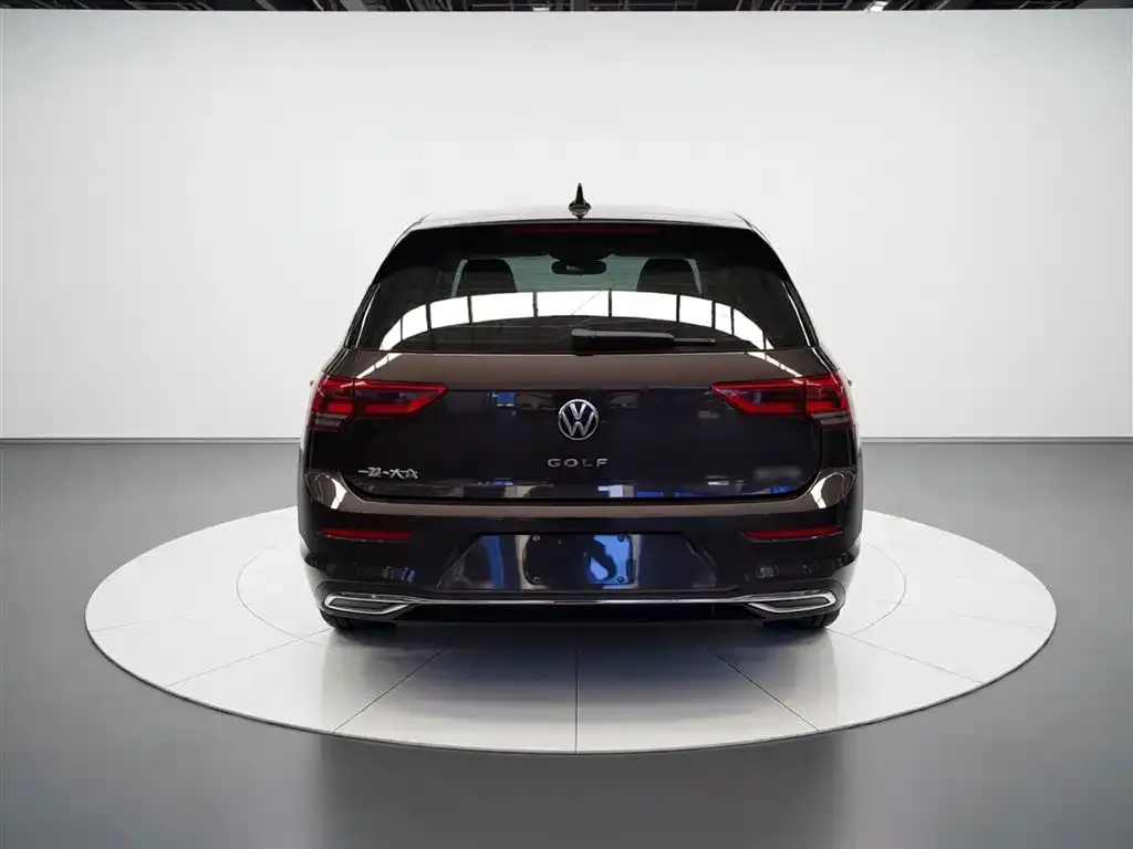 Volkswagen Golf 2022 из CN, фото 5