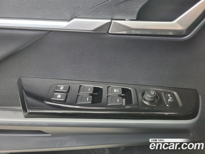 KG Mobility (Ssangyong) Torres 2023 из KR, фото 4