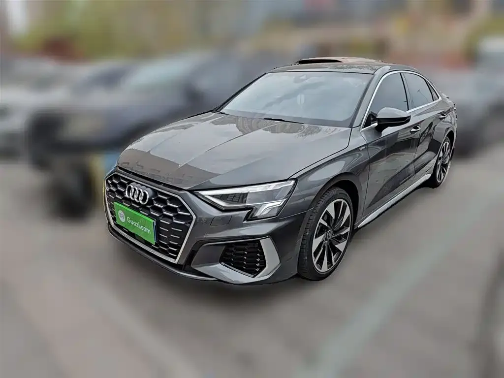 Audi A3 — фото 1