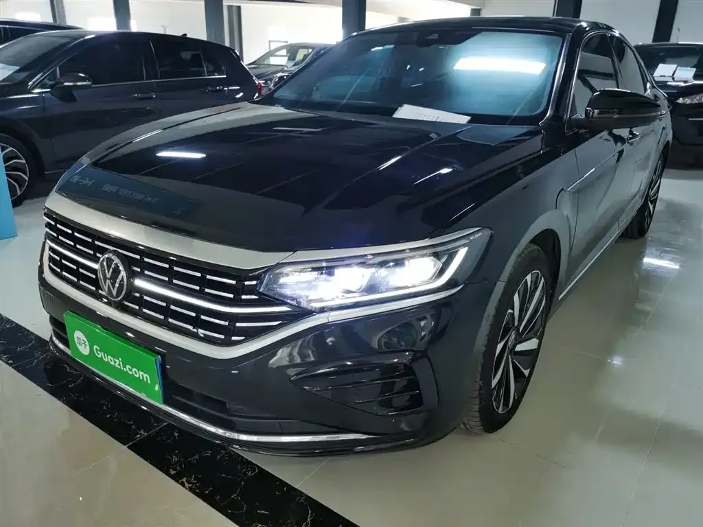 Volkswagen Passat — фото 8