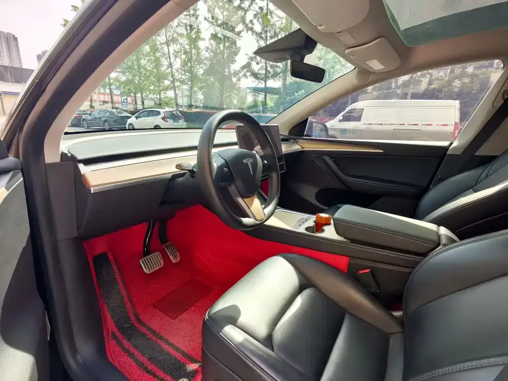 Tesla Model Y 2022 из CN, фото 2