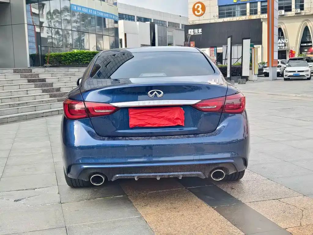 Infiniti Q50L 2023 из CN, фото 8