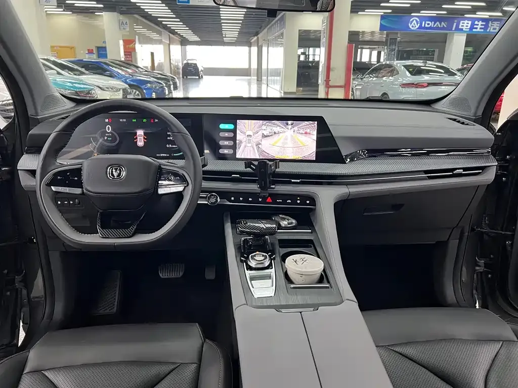 Changan CS75PLUS — фото 6