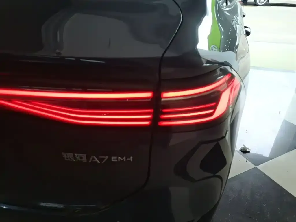 Geely Galaxy A7 2025 из CN, фото 4