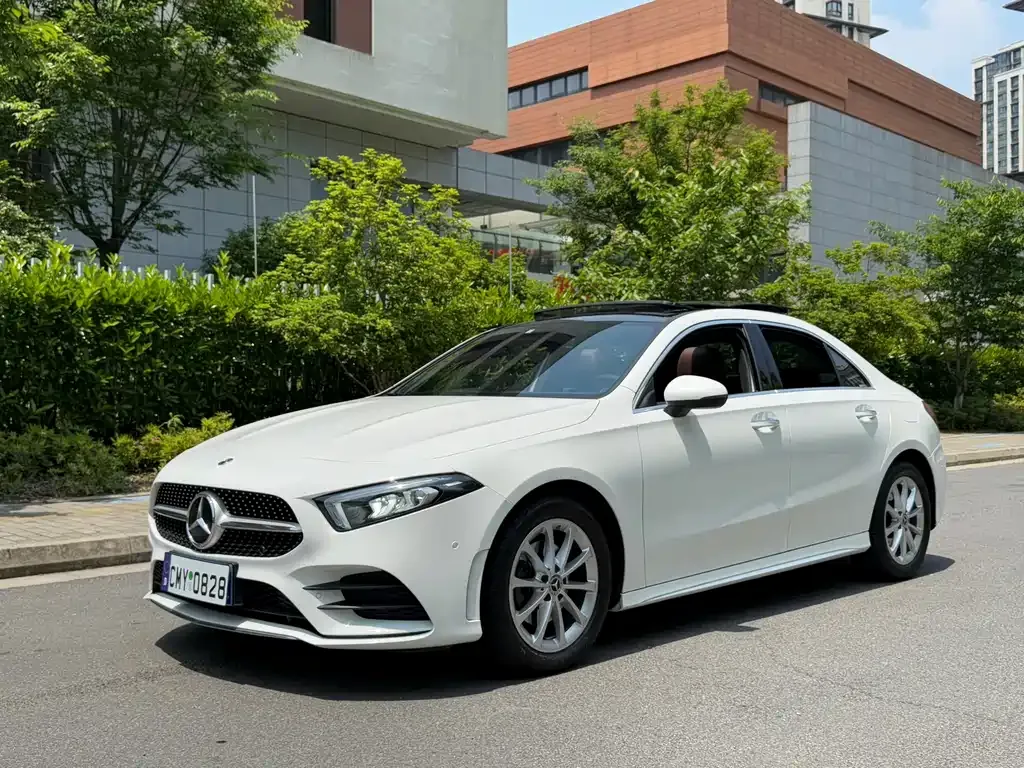 Mercedes-Benz A-Class — фото 1