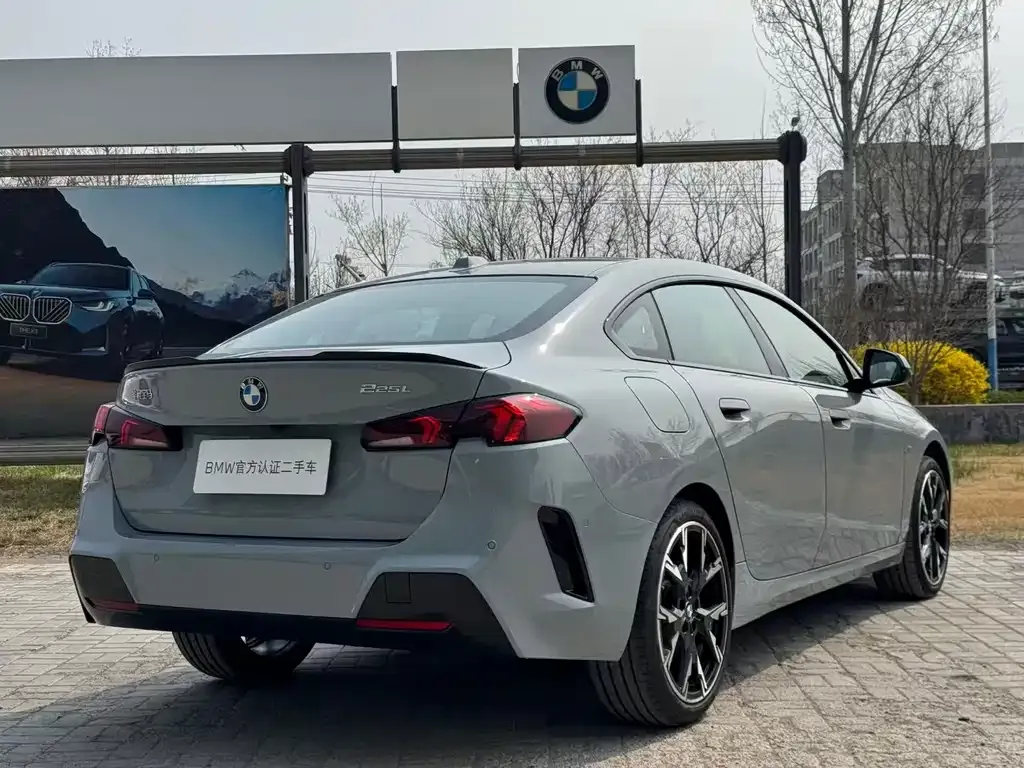 BMW 2 Series 2025 из CN, фото 9