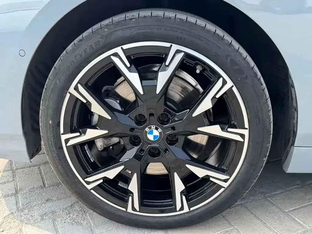 BMW 2 Series 2025 из CN, фото 5
