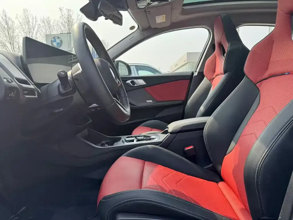 BMW 2 Series 2025 из CN, фото 6