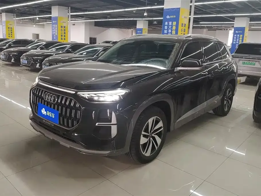 Audi Q6