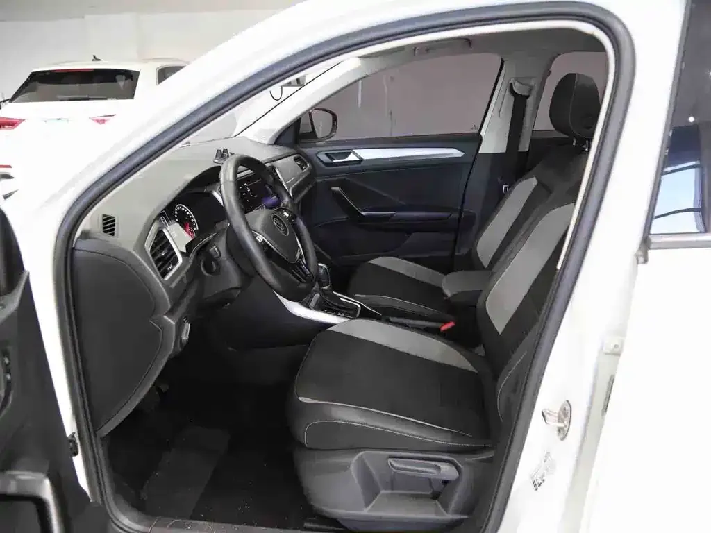 Volkswagen T-Roc 2022 из CN, фото 5
