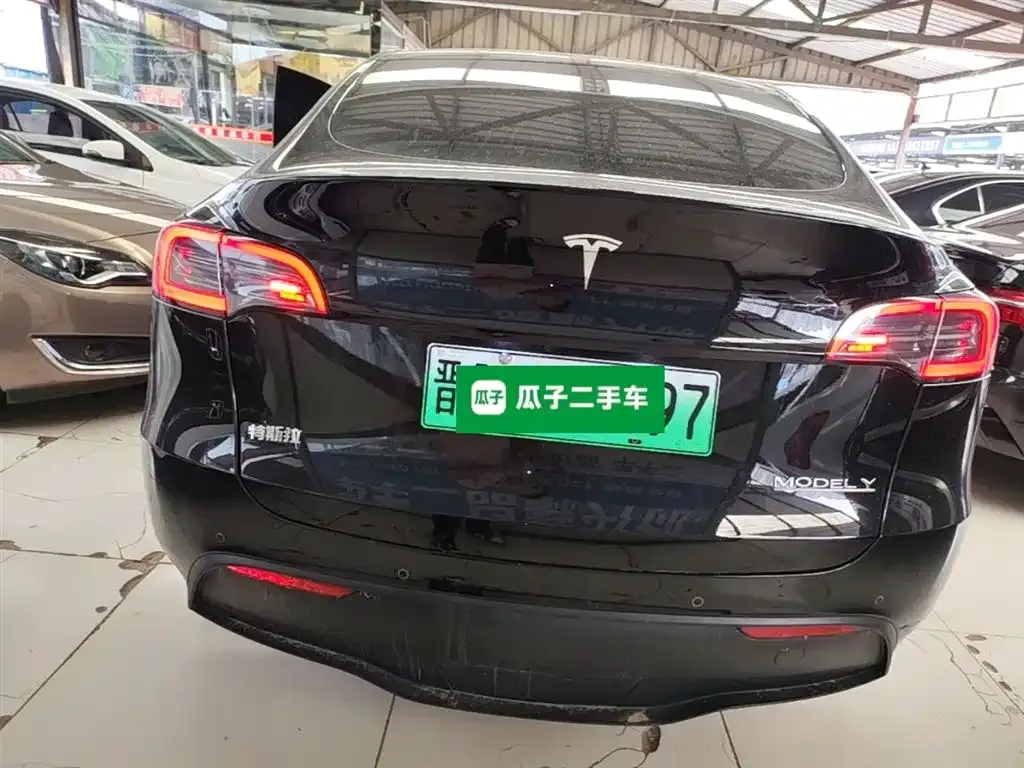 Tesla Model Y 2024 из CN, фото 8