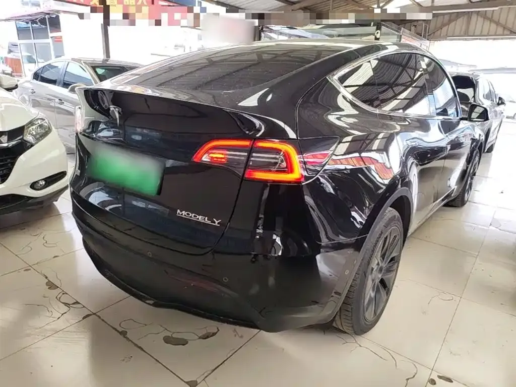 Tesla Model Y 2024 из CN, фото 10