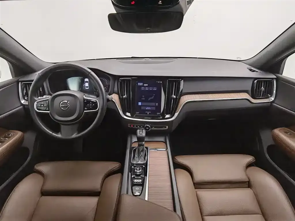 Volvo S60 2021 из CN, фото 9