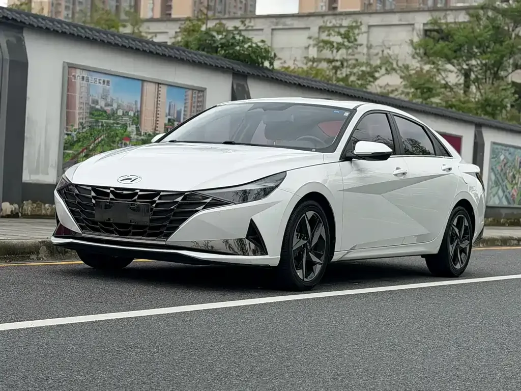 Hyundai Elantra 2021 из CN, фото 1