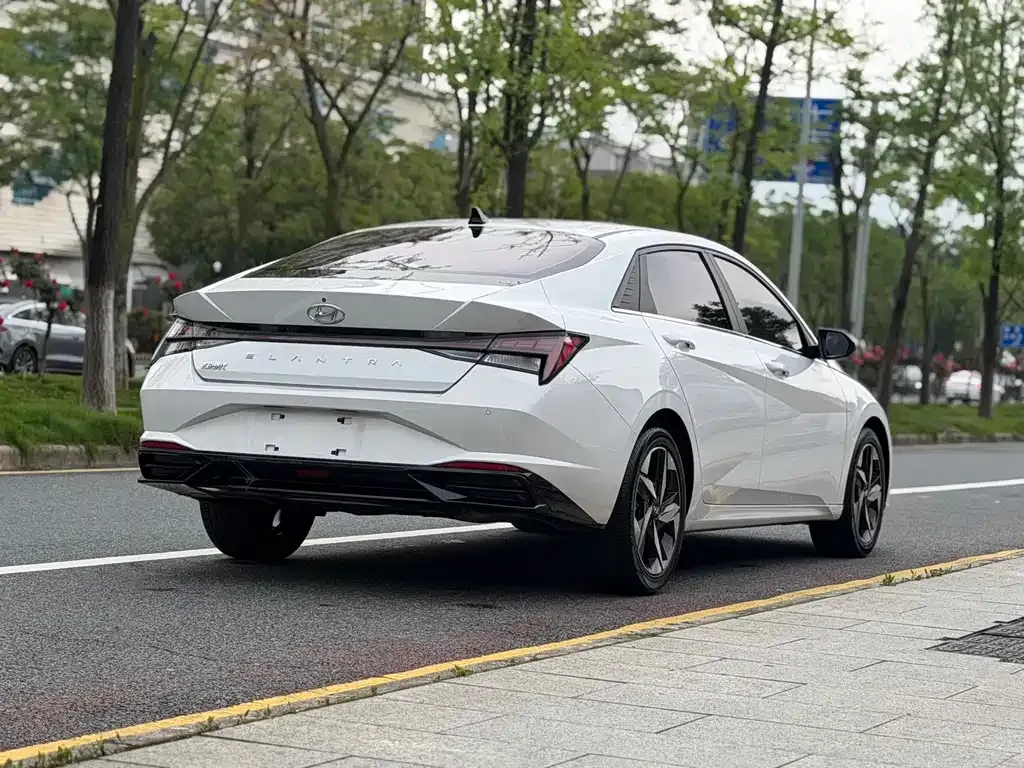 Hyundai Elantra 2021 из CN, фото 8