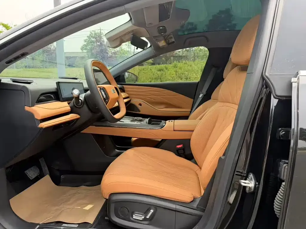 Geely Galaxy Xingyao 8 2025 из CN, фото 3