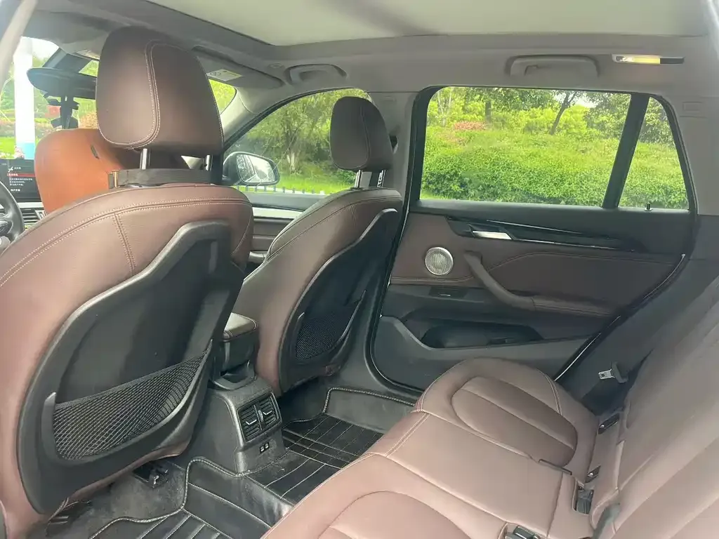 BMW X1 2021 из CN, фото 2