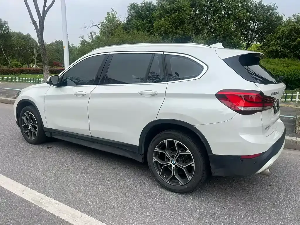 BMW X1 2021 из CN, фото 7