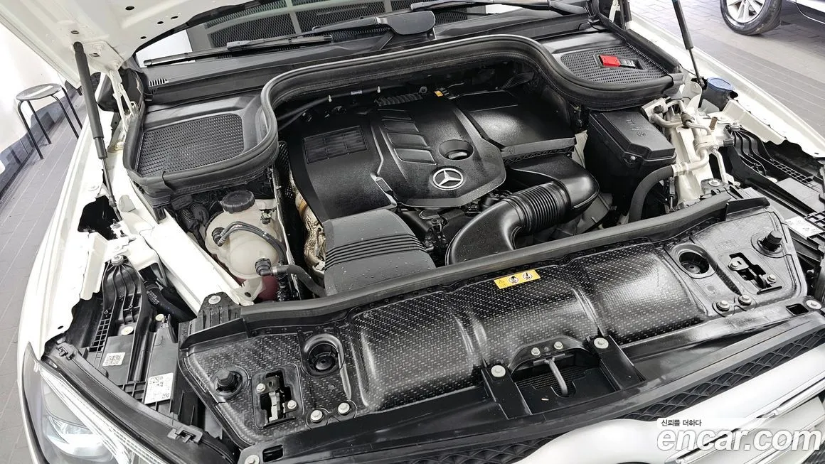 Mercedes-Benz GLE-Class — фото 10