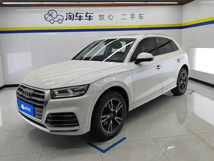 Audi Q5L 2021 из CN, фото 1