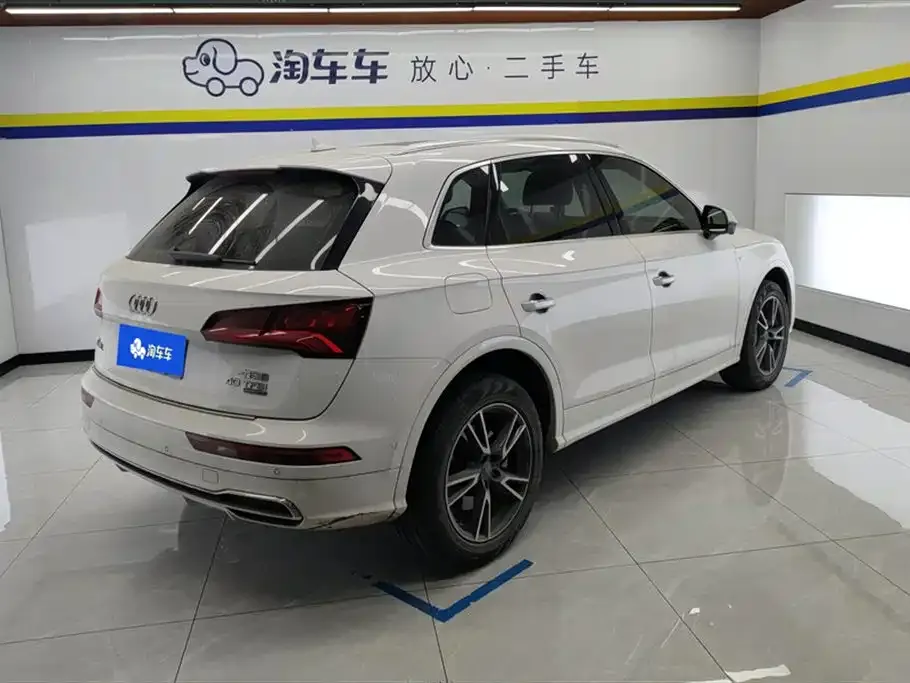 Audi Q5L 2021 из CN, фото 10
