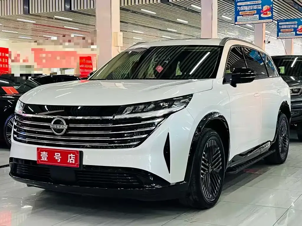 Nissan Teramont