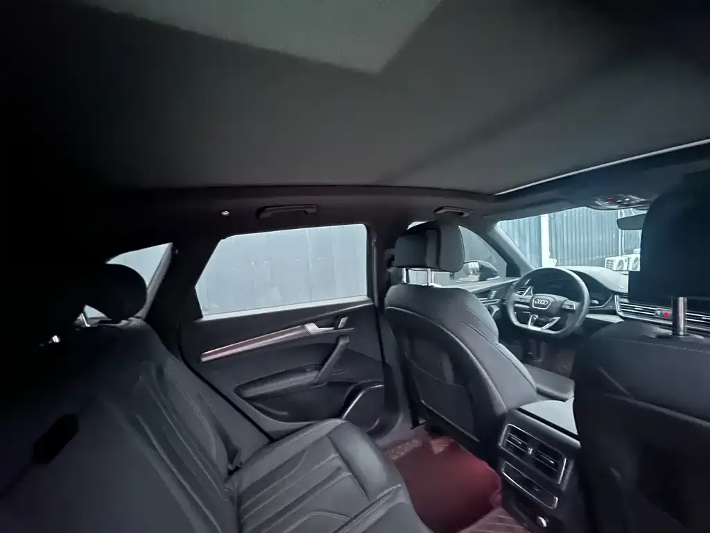 Audi Q5L 2023 из CN, фото 6