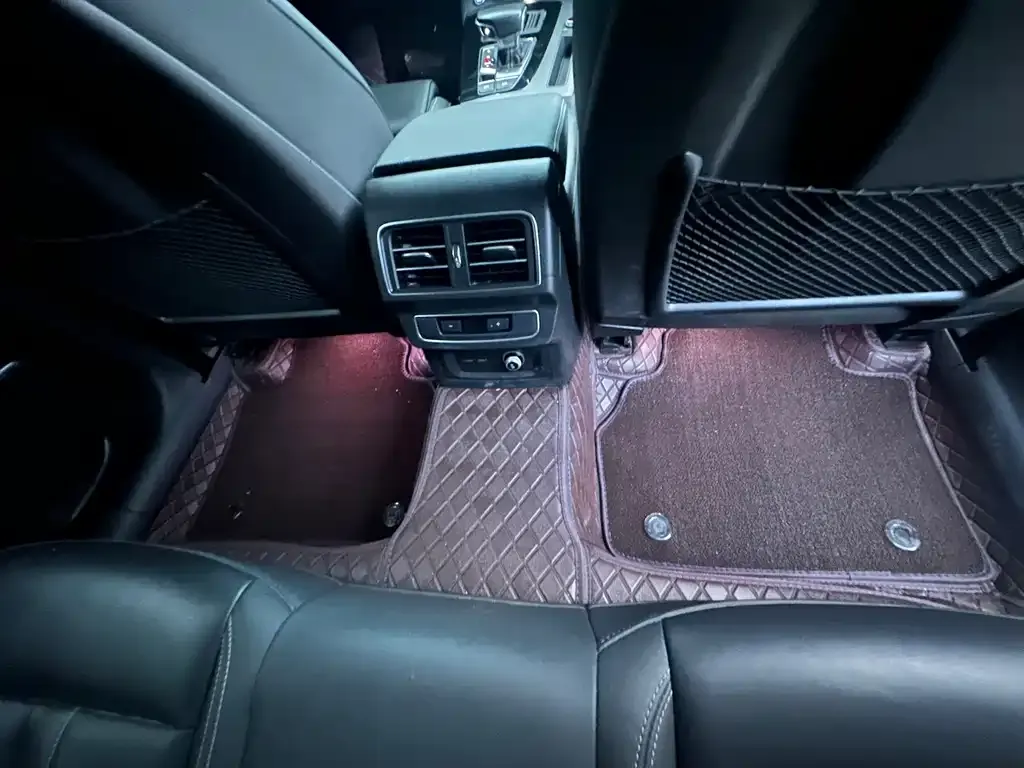 Audi Q5L 2023 из CN, фото 9