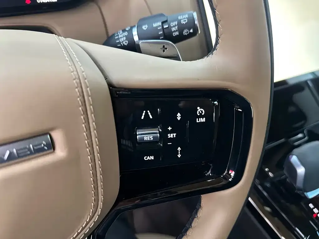 Land Rover Sport 2024 из CN, фото 2