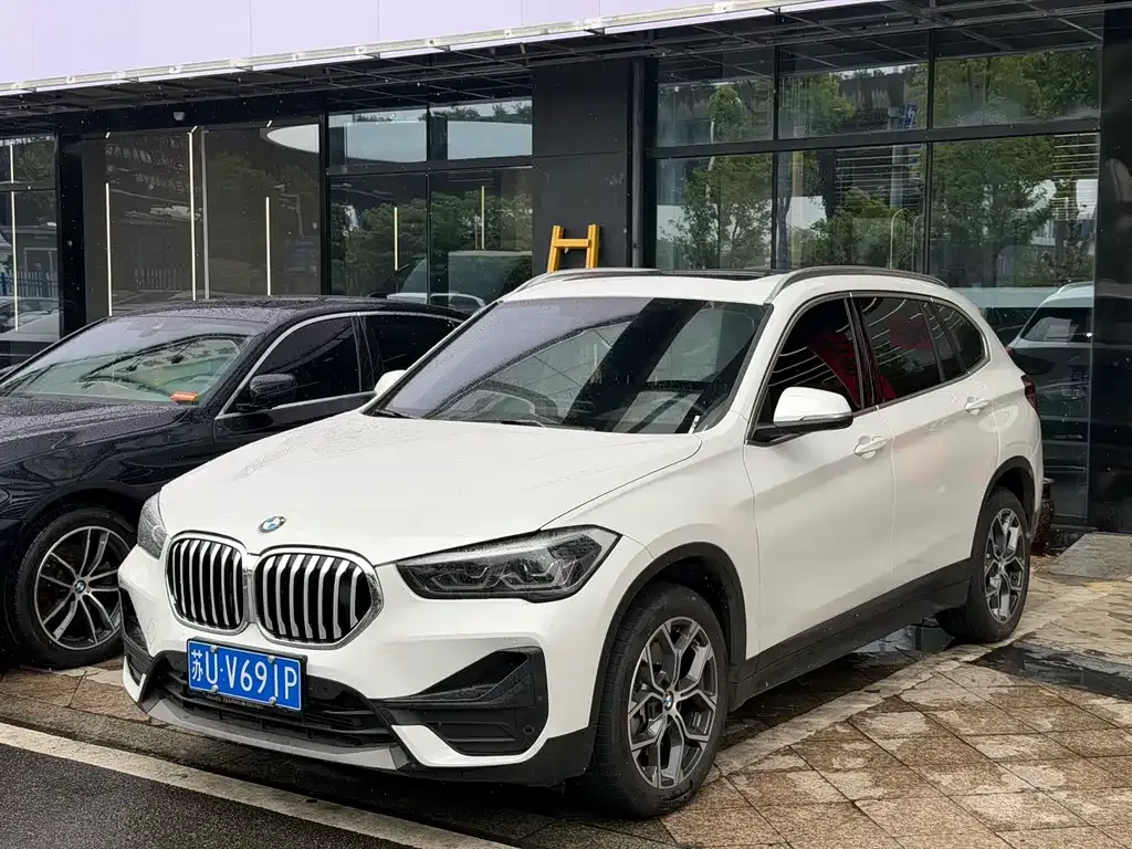 BMW X1 2022 из CN, фото 1