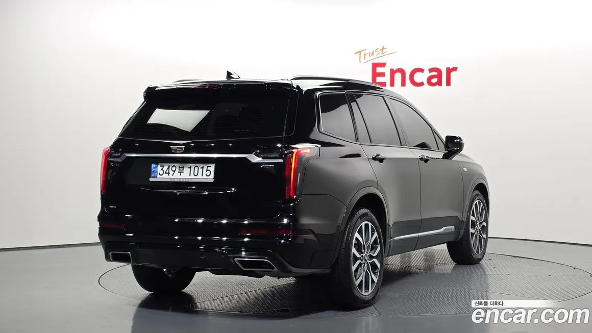 Cadillac XT6 2023 из KR, фото 4
