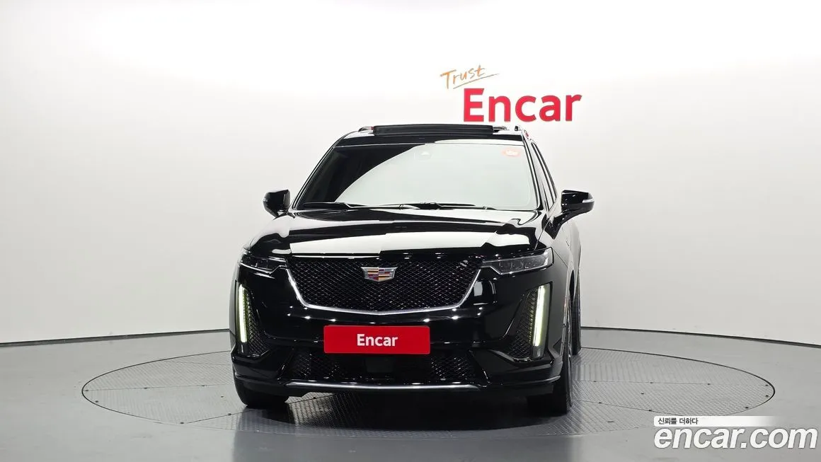 Cadillac XT6 2023 из KR, фото 2