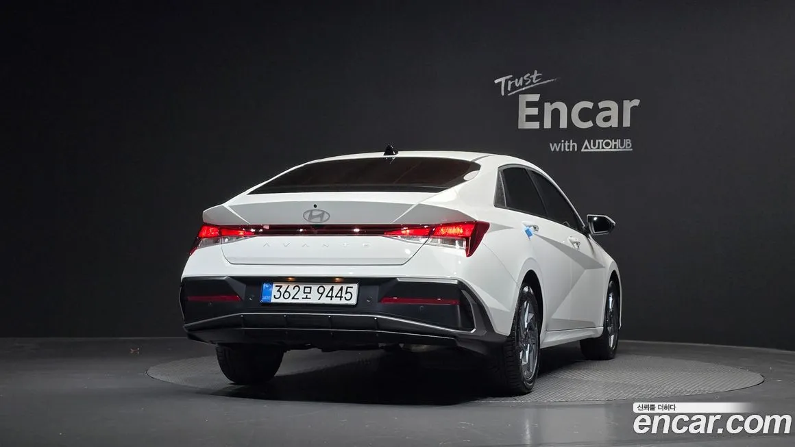 Hyundai AVANTE — фото 2