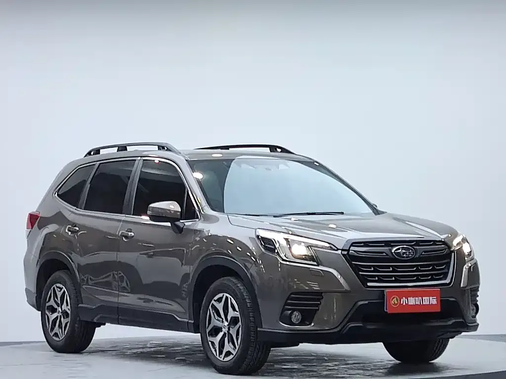 Subaru Forester — фото 5