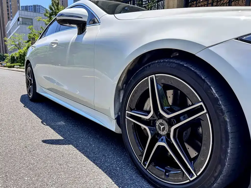 Mercedes-Benz CLS — фото 9