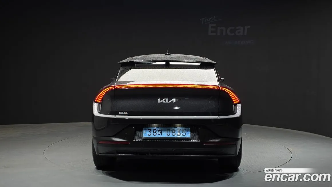 Kia EV6 2023 из KR, фото 3