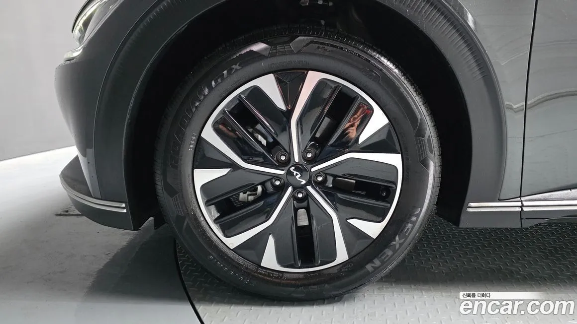 Kia EV6 2023 из KR, фото 8
