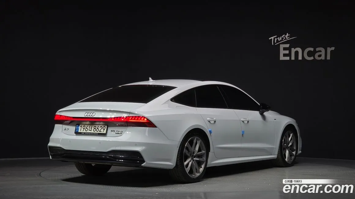Audi A7 — фото 2
