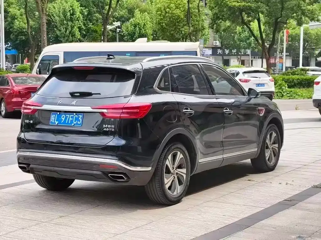 Hongqi HS5 — фото 9