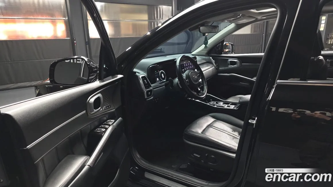 Kia Sorento — фото 9