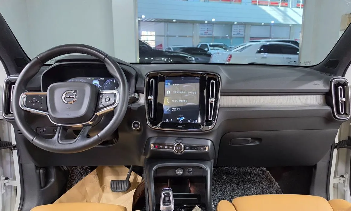 Volvo XC40 2021 из KR, фото 10