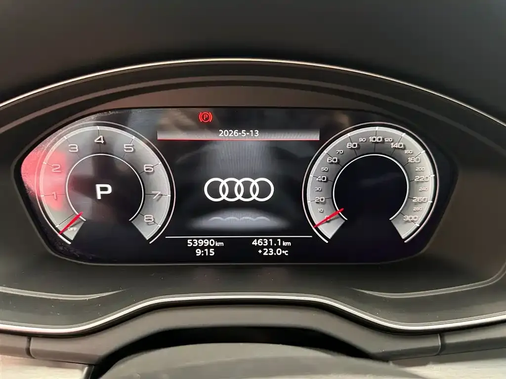 Audi Q5L — фото 4