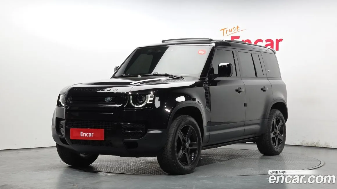 Land Rover Defender — фото 1