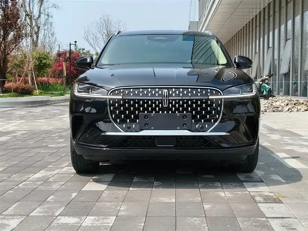 Lincoln Corsair 2023 из CN, фото 1