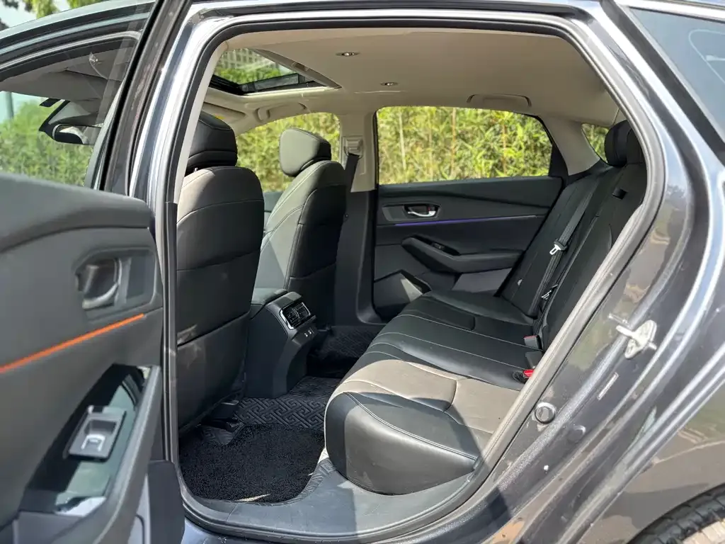 Honda Accord — фото 2