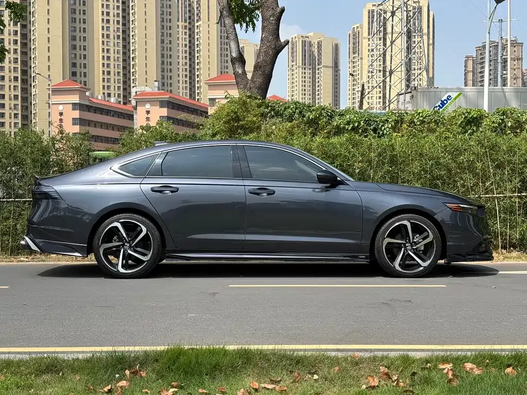 Honda Accord — фото 6