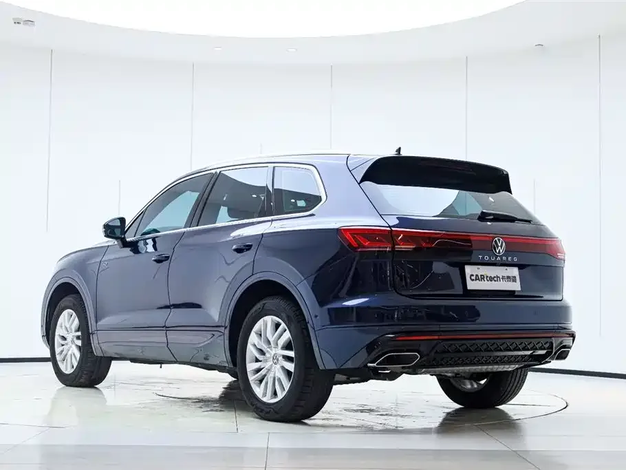 Volkswagen Touareg — фото 4